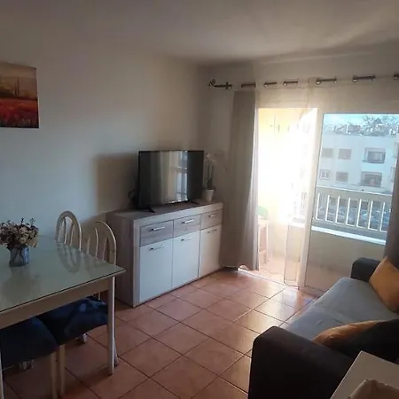 アパート Popcorn コラレホ